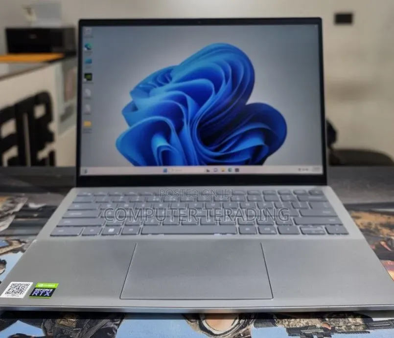 New Laptop Dell Inspiron 15 16GB Intel Core i7 SSD 512GB
