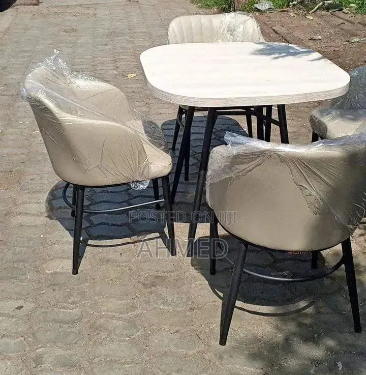Restaurant Dining