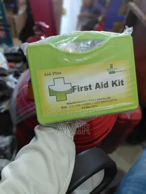 Aid-Plus 1-5 Person Emergency First Aid Kit