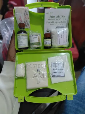 Aid-Plus 1-5 Person Emergency First Aid Kit