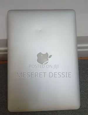 New Laptop Apple MacBook Pro 2013 8GB Intel Core i5 SSD 256GB
