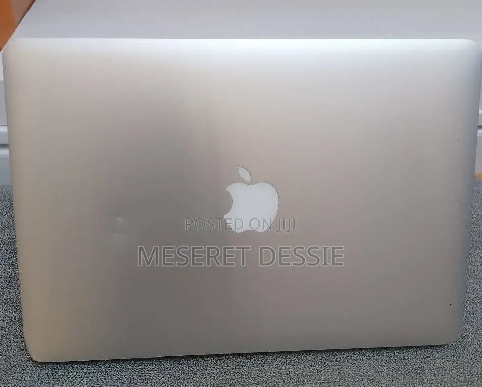 New Laptop Apple MacBook Pro 2013 8GB Intel Core i5 SSD 256GB