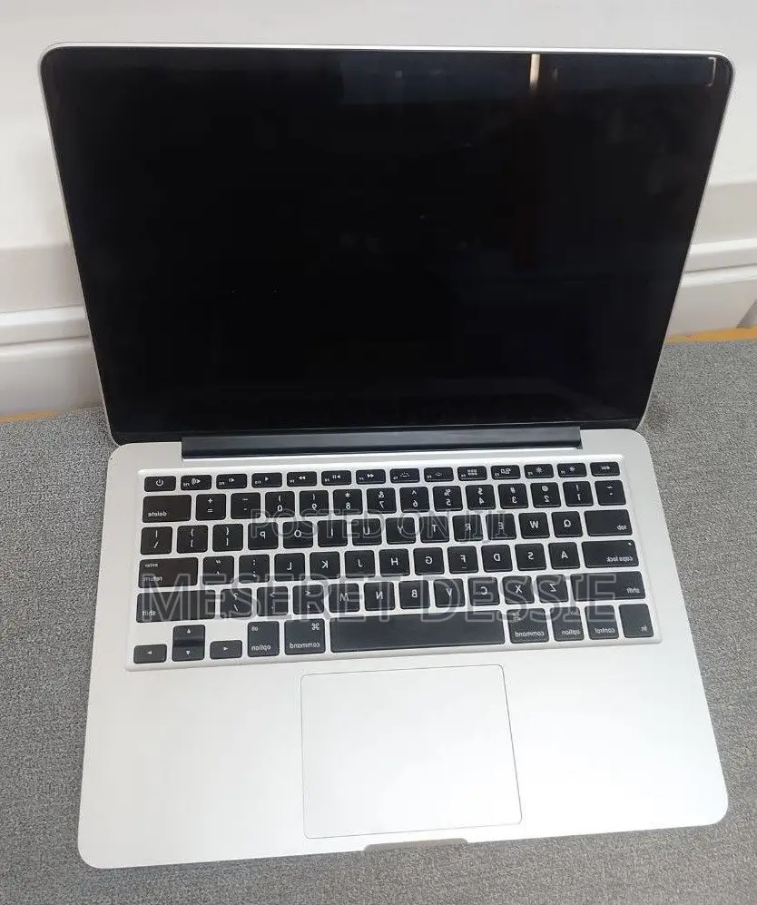 New Laptop Apple MacBook Pro 2013 8GB Intel Core i5 SSD 256GB