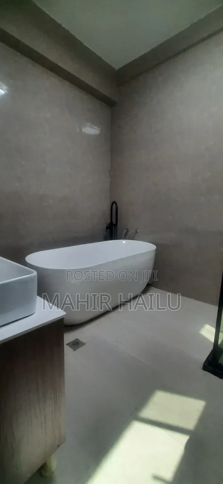 3bdrm Apartment in Real, Bole for rent