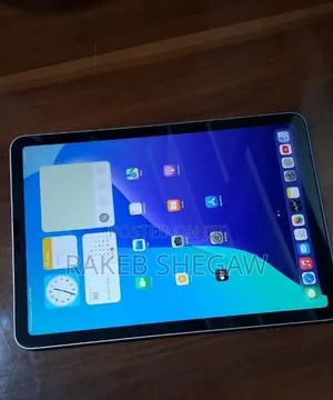 New Apple iPad Air 64 GB