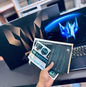 New Laptop Acer Predator Helios Neo 16 16GB Intel Core i9 SSD 1T