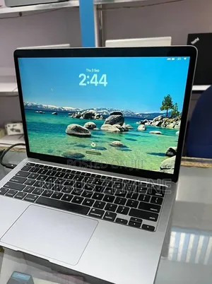 New Laptop Apple MacBook Air 2020 M1 16GB Apple M1 SSD 256GB