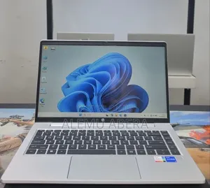 New Laptop HP EliteBook 640 G10 16GB Intel Core i7 SSD 1T