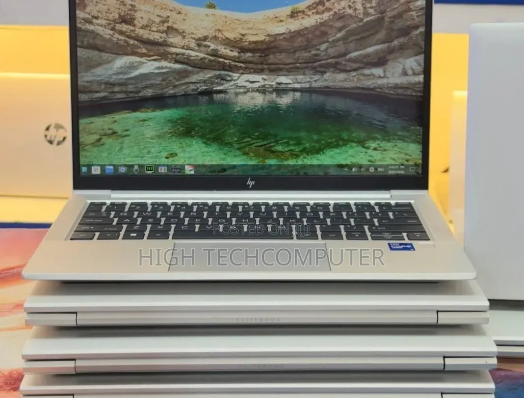 New Laptop HP EliteBook 830 G8 8GB Intel Core i7 SSD 512GB
