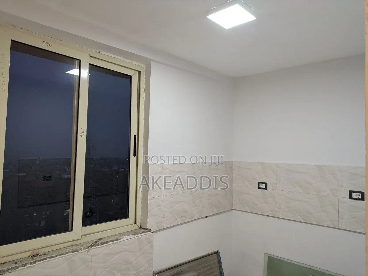 Furnished 1bdrm Condo in Bole Ayat for sale