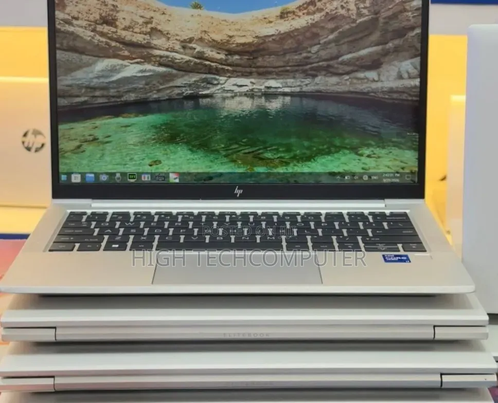 New Laptop HP EliteBook 830 G8 16GB Intel Core i5 SSD 512GB