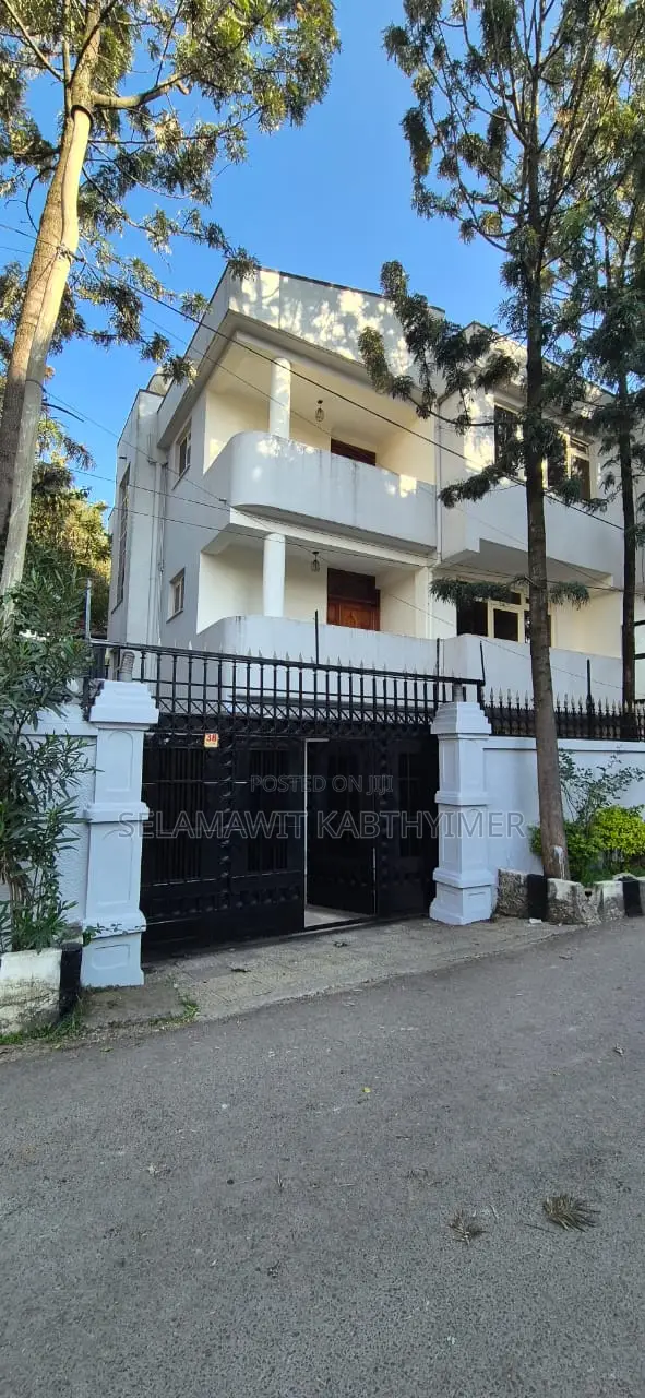 Furnished 5bdrm House in Bole for rent