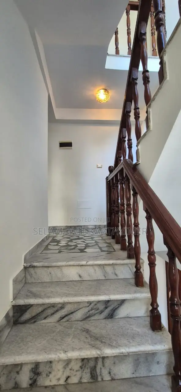 Furnished 5bdrm House in Bole for rent