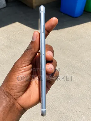 New Apple iPhone 7 Plus 32 GB Silver