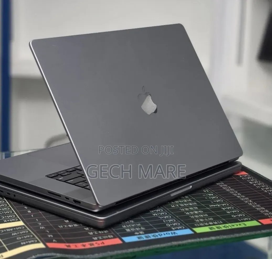 New Laptop Apple MacBook Pro 2021 M1 Max 32GB Apple M1 Max SSD 1T