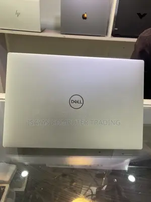 New Laptop Dell XPS 13 32GB Intel Core i7 SSD 512GB