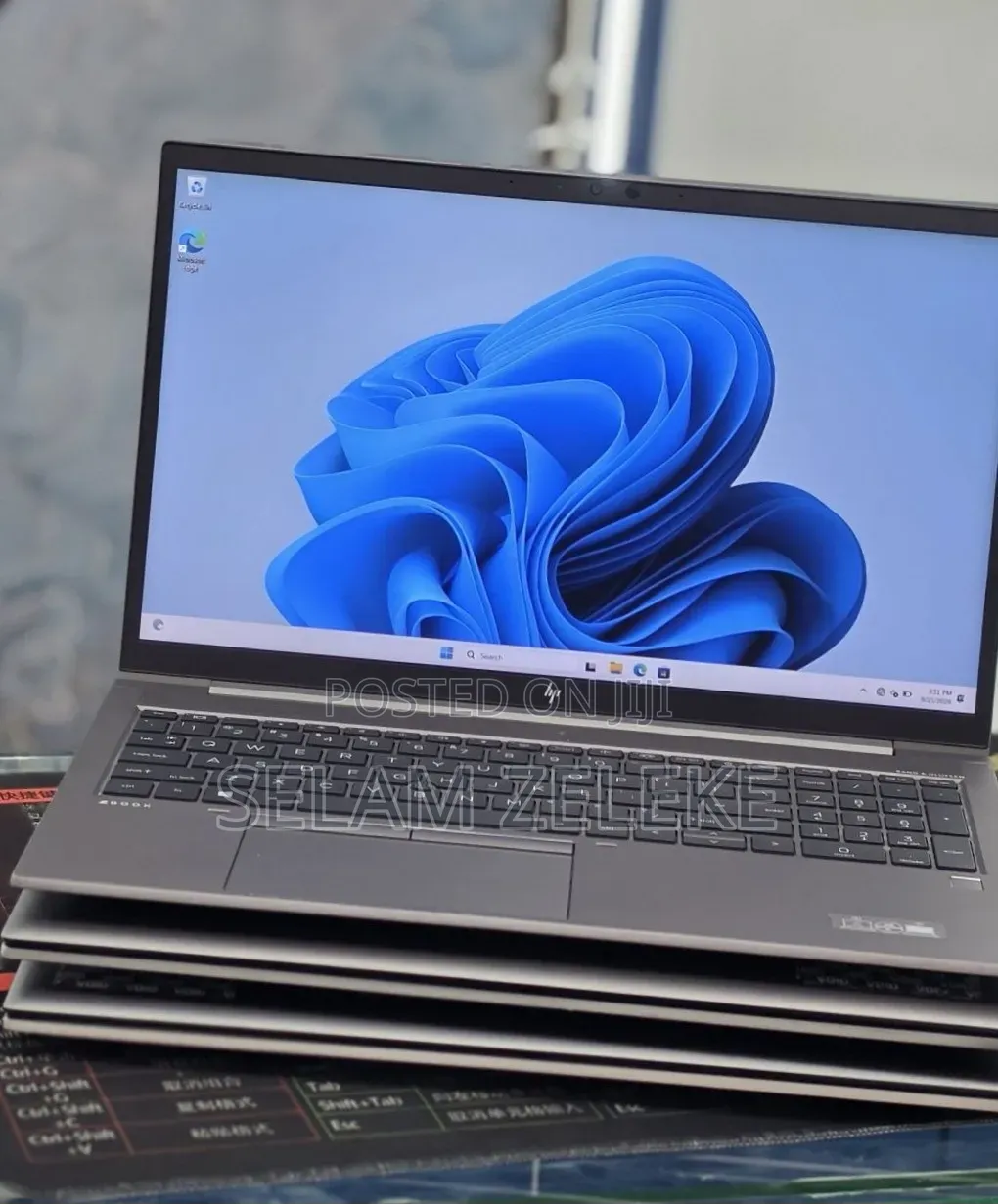 New Laptop HP 16GB Intel Core i5 SSD 512GB