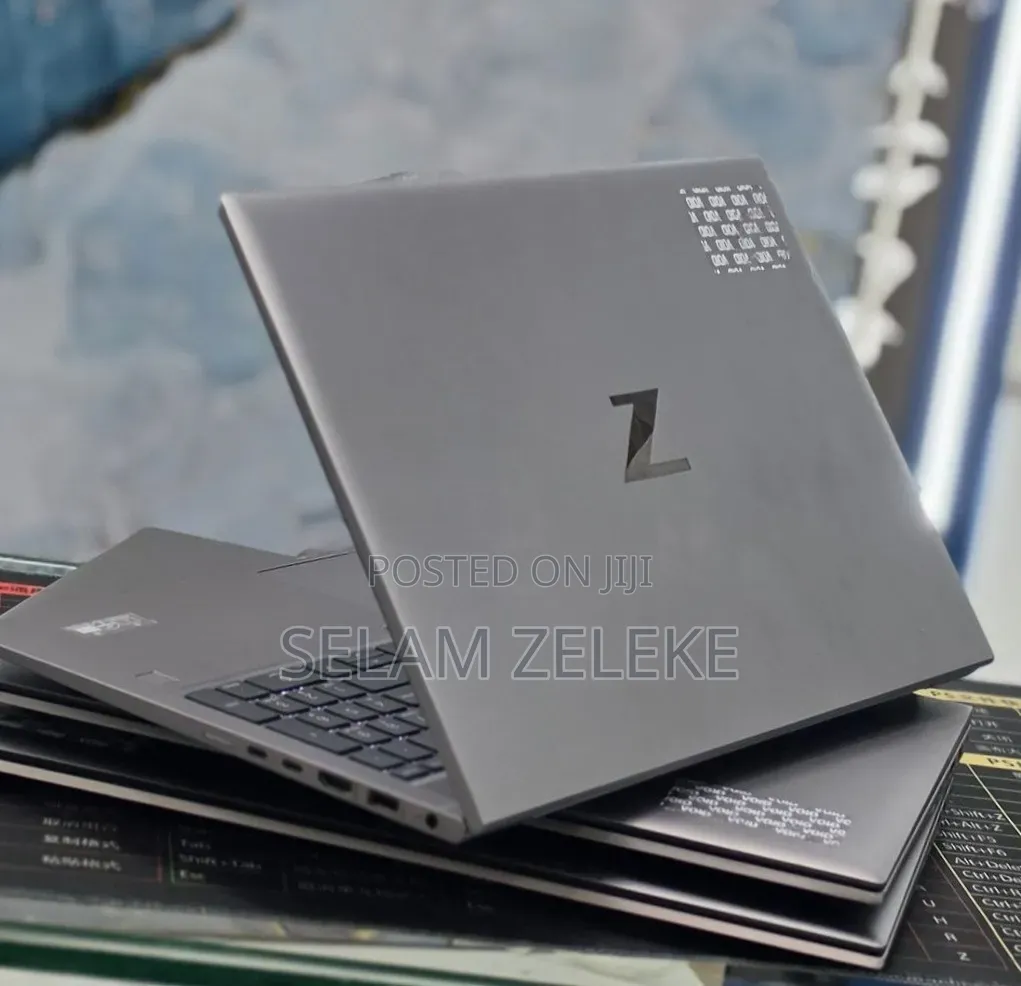 New Laptop HP 16GB Intel Core i5 SSD 512GB