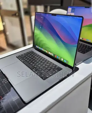 New Laptop Apple MacBook Pro 2021 M1 Max 64GB Apple M1 Max SSD 1T