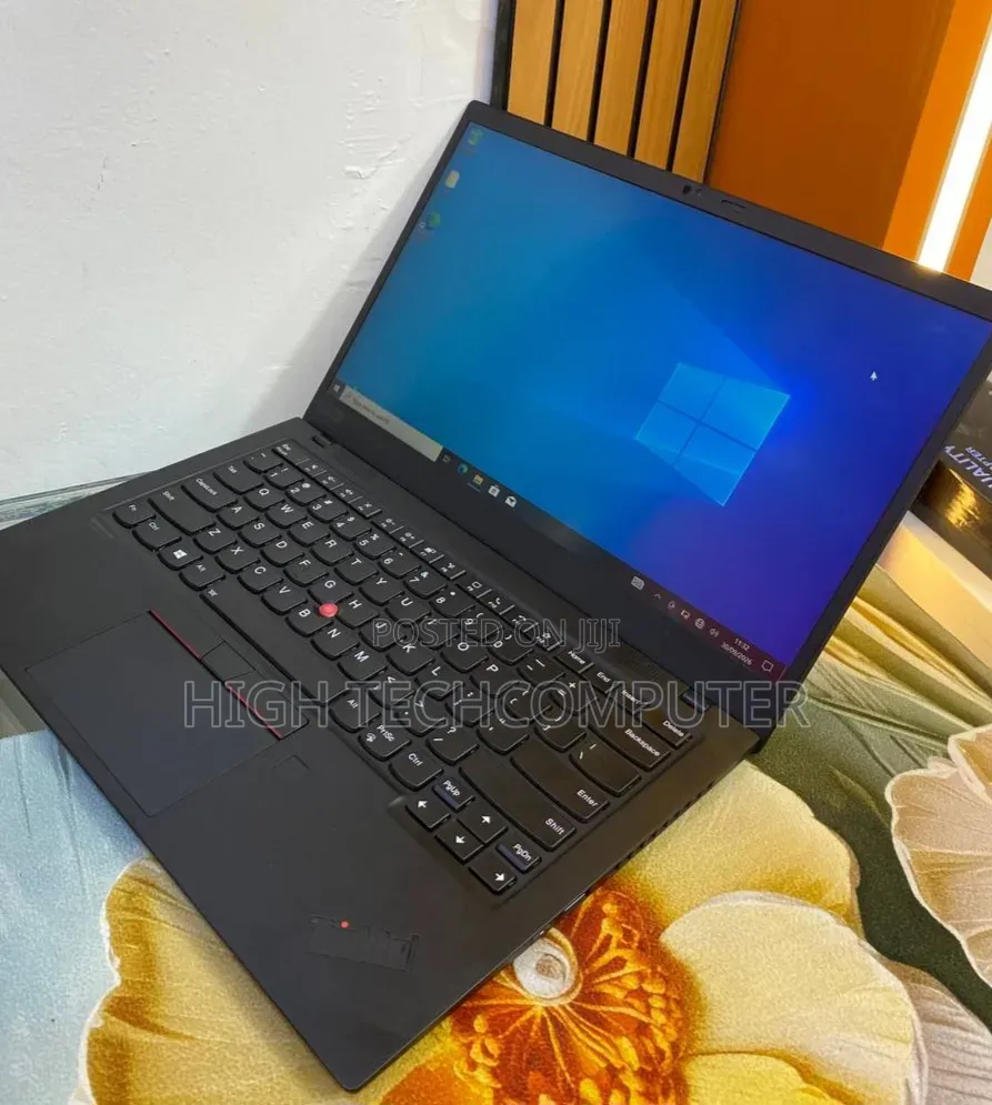 New Laptop Lenovo ThinkPad X1 Yoga Gen 8 16GB Intel Core i7 SSD 512GB