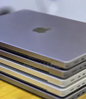New Laptop Apple MacBook Pro 2021 M1 16GB Apple M1 Pro SSD 512GB