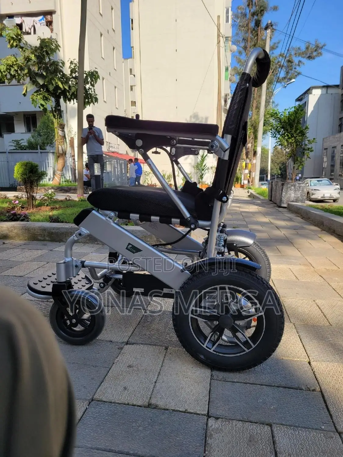 Electrical wheelchair勠用We Import Leading Brand of Electric Wheelchairs