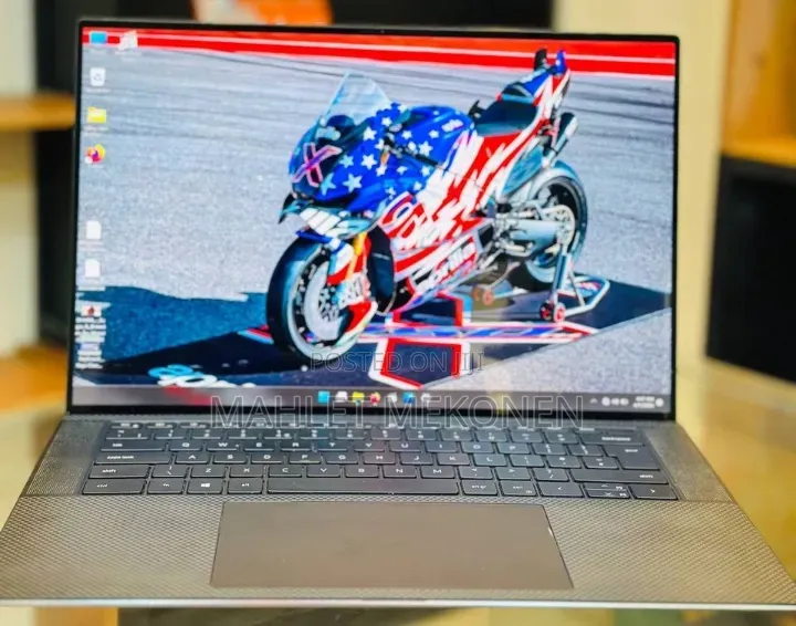 New Laptop Dell Precision 5560 16GB Intel Core i7 SSD 512GB