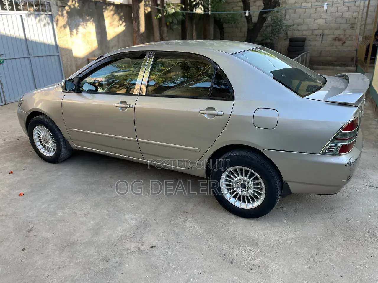 Toyota Corolla Sedan Automatic 2003 Silver