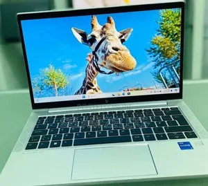 New Laptop HP EliteBook 830 G8 16GB Intel Core i5 SSD 512GB