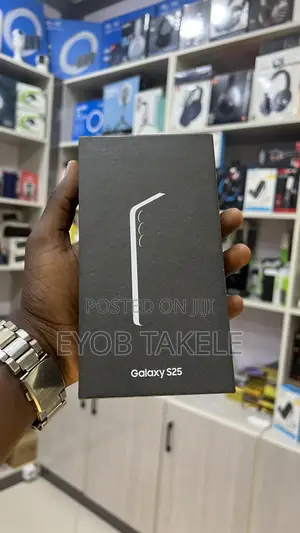 New Samsung Galaxy S25 128 GB