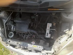Toyota Vitz 2002 Silver