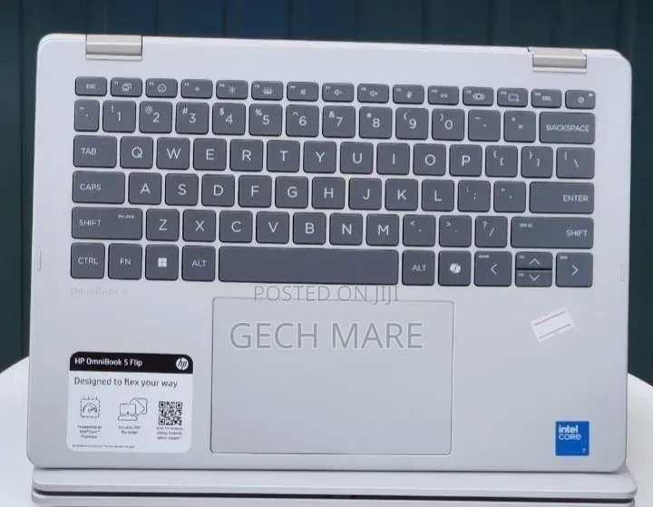 New Laptop HP OmniBook 5 14" 16GB Intel Core 7 SSD 512GB