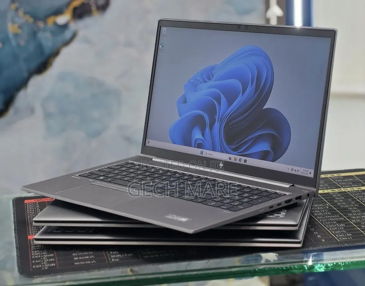 New Laptop HP ZBook 14 16GB Intel Core i5 SSD 512GB