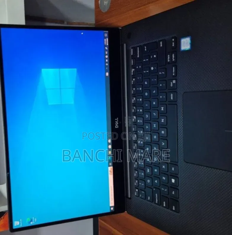 New Laptop Dell XPS 15 16GB Intel Core i7 SSD 512GB