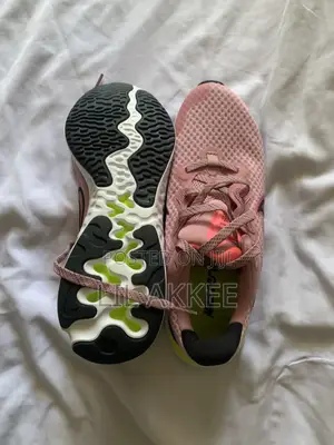 Nike Renew