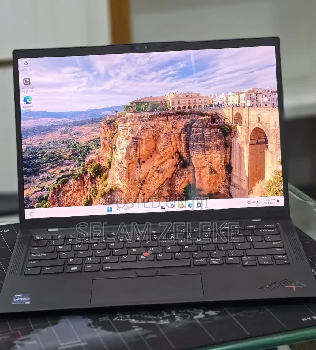 New Laptop Lenovo ThinkPad X1 Carbon 16GB Intel Core i7 SSD 512GB