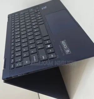 New Laptop HP EliteBook X2 1012 G2 16GB Intel Core i7 SSD 512GB