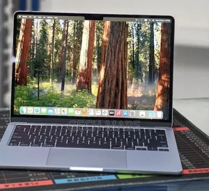 New Laptop Apple MacBook Pro 2024 M4 16GB Apple M4 SSD 512GB