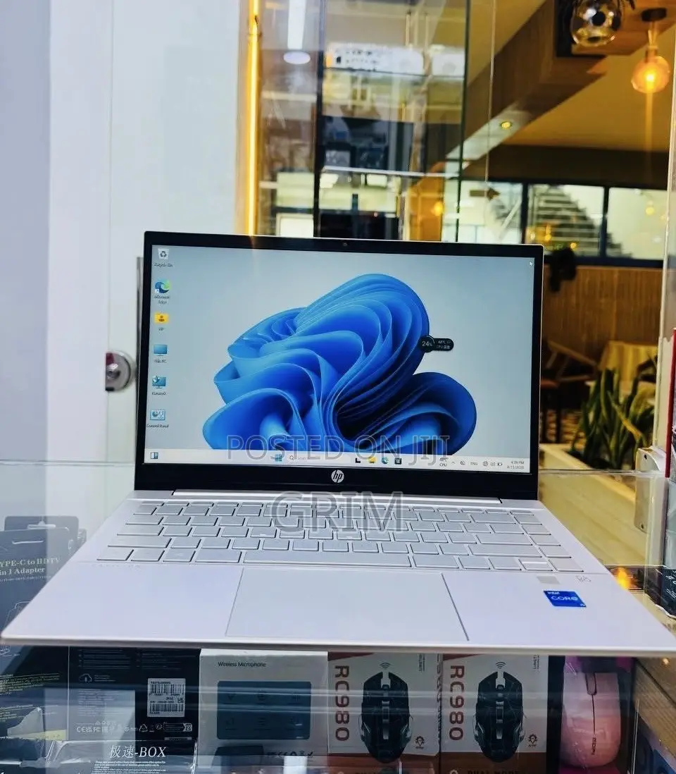 New Laptop HP Stream Notebook 16GB Intel Core i7 SSD 1T