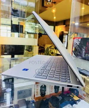 New Laptop HP Stream Notebook 16GB Intel Core i7 SSD 1T