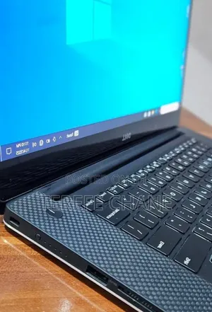 New Laptop Dell XPS 15 16GB Intel Core i7 SSD 512GB