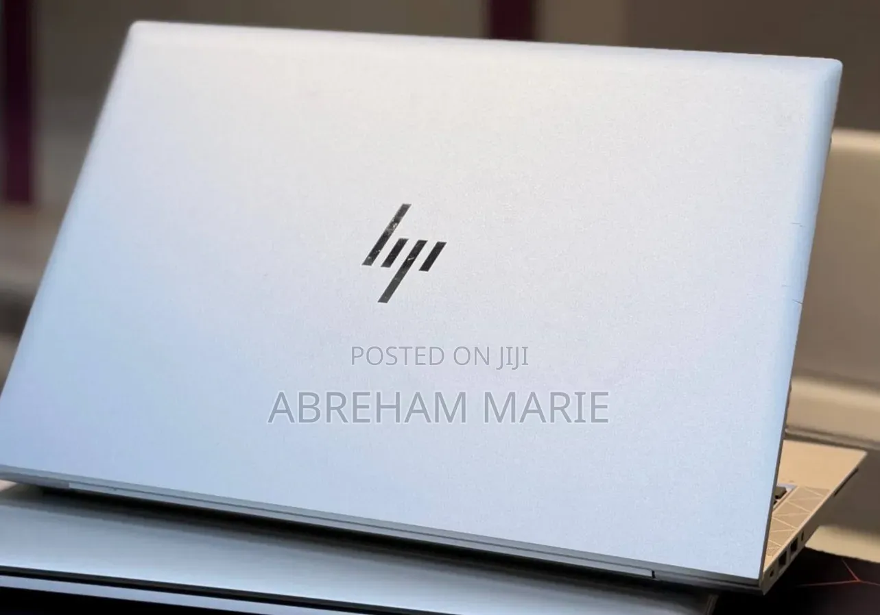 New Laptop HP EliteBook 845 G8 16GB AMD Ryzen 5 SSD 512GB
