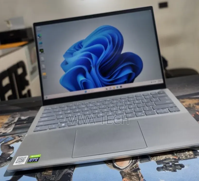 New Laptop Dell Inspiron 15 16GB Intel Core i7 SSD 512GB