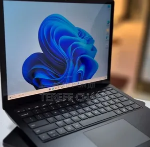 New Laptop Microsoft Surface Laptop 3 16GB Intel Core i7 SSD 256GB