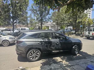 Hyundai Tucson 2023 Silver