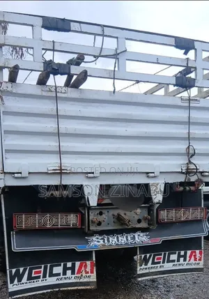Sinotruk Howo 2017 White