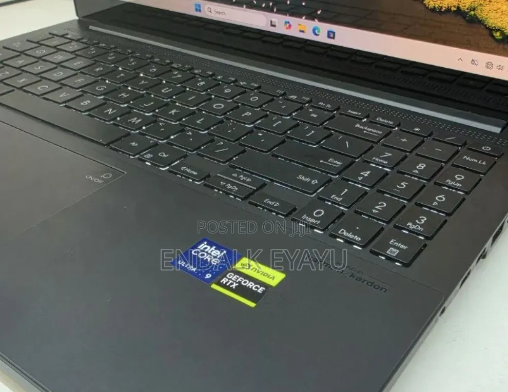 New Laptop Asus Vivobook 15 16GB Intel Core Ultra 9 SSD 512GB