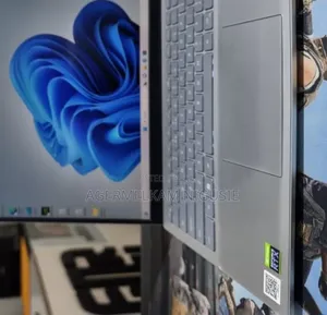 New Laptop Dell Inspiron 15 16GB Intel Core i7 SSD 512GB