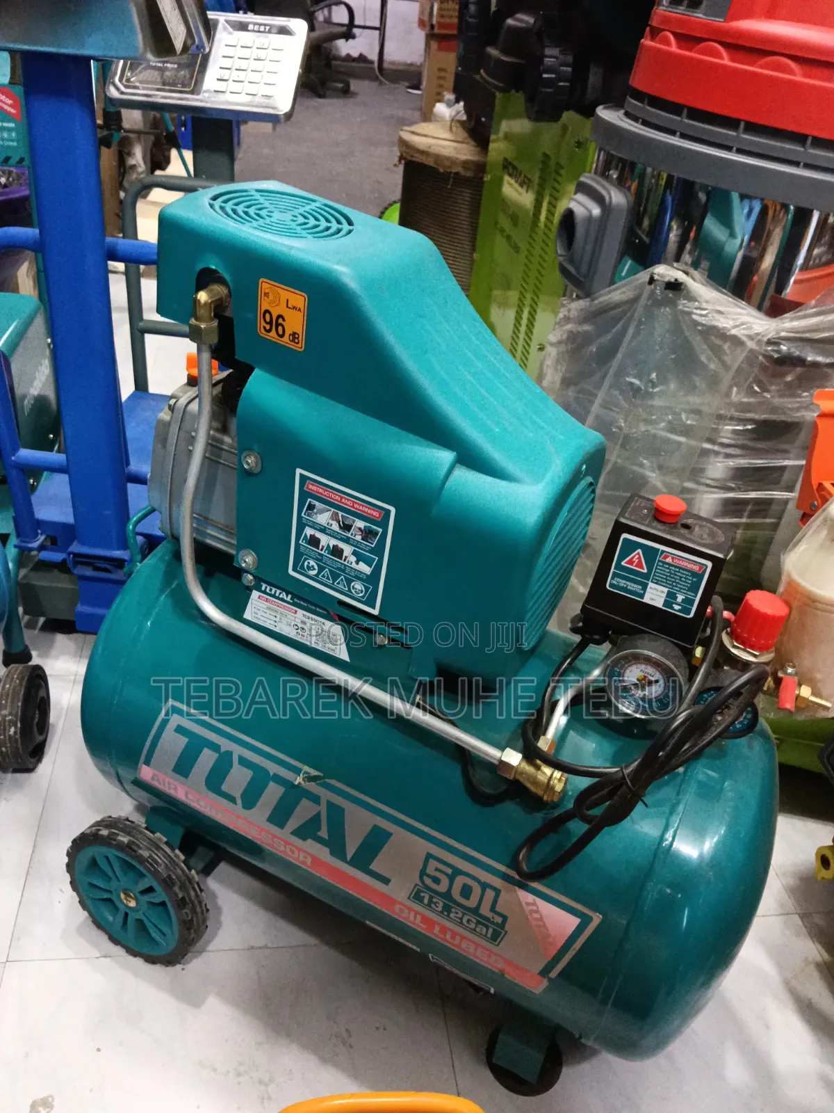 TOTAL 50L Oil Lubed Air Compressor 2.5HP