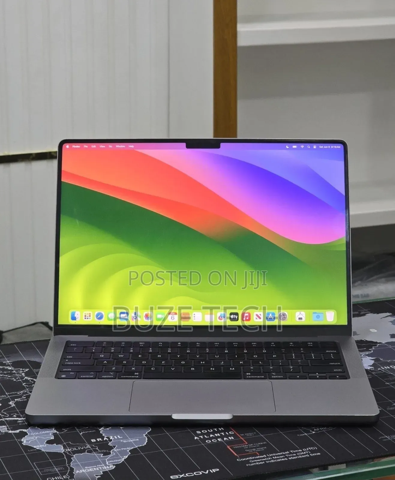 New Laptop Apple MacBook Pro 2023 M3 8GB Apple M3 Pro SSD 512GB